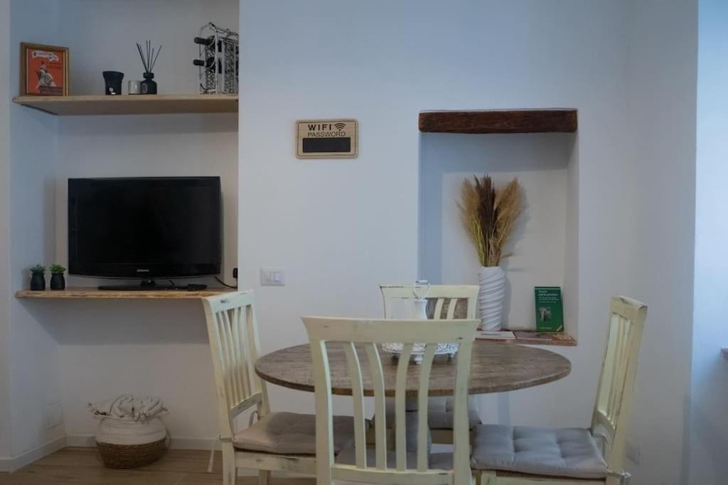 Le Casate - Centro Storico Arezzo Apartment Luaran gambar